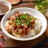 肉燥飯(大)+肉羹(小)