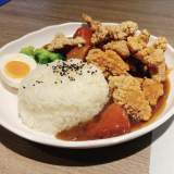 脆香雞咖哩飯