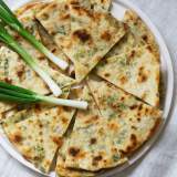 CSP.ネギ入り台湾風クレープです 蔥油餅 4片 scallion pancake 4 Pieces