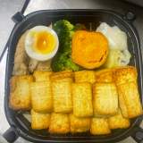 嫩煎豆腐（圖為加量，正常八塊）